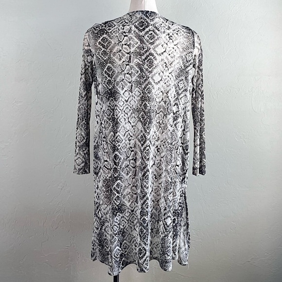 Iris Longline Mesh SnakeSkin Lightweight Cardigan - Picture 4 of 6